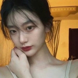 Meet your Posher, Adan